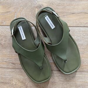 Saks Fifth Avenue Olive Green Leather Thong Sandals